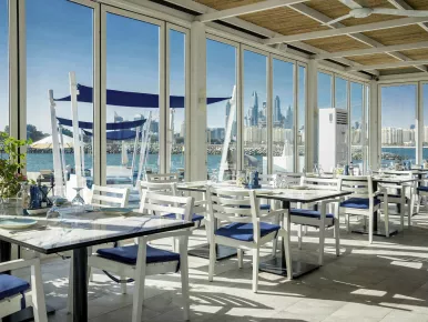 Ресторан The Palm Hotel & Suites